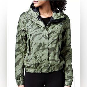 North Face Green Camouflage Women's Rain Jacket